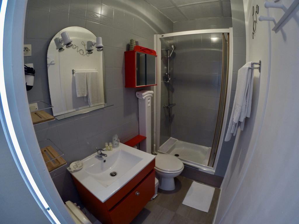 Hotel L'ecume Des Jours 2*